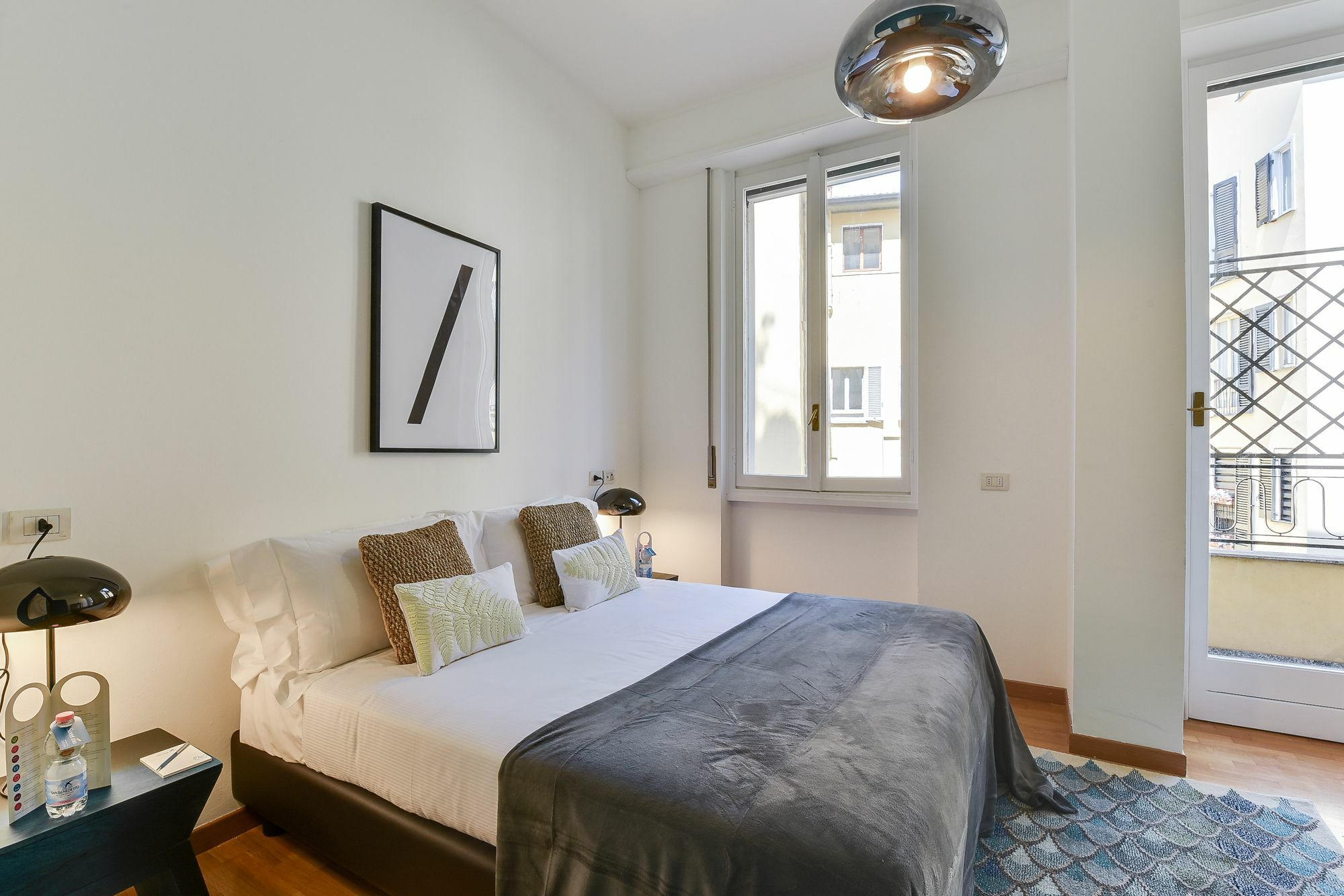 Sweet Inn - Borgogna Milano Eksteriør billede